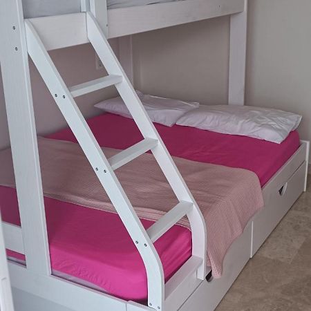 Appart Standing 2 Chambres 2Sdb Clim Piscine Parking Wifi Terrasse 21M2 Local Velo Port-Aventura, Plage, Centre Salou Exterior foto