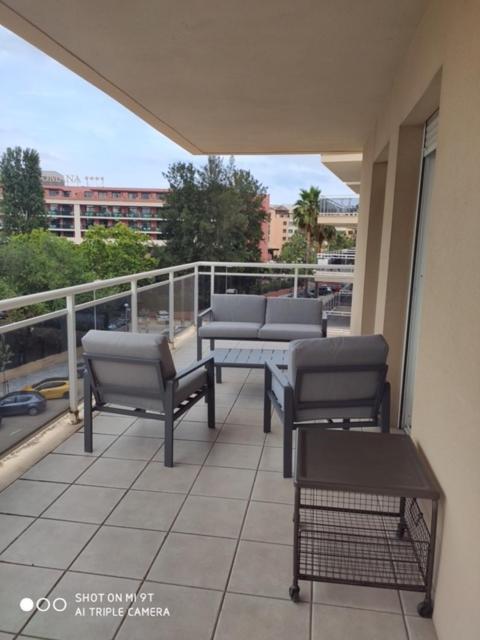 Appart Standing 2 Chambres 2Sdb Clim Piscine Parking Wifi Terrasse 21M2 Local Velo Port-Aventura, Plage, Centre Salou Exterior foto